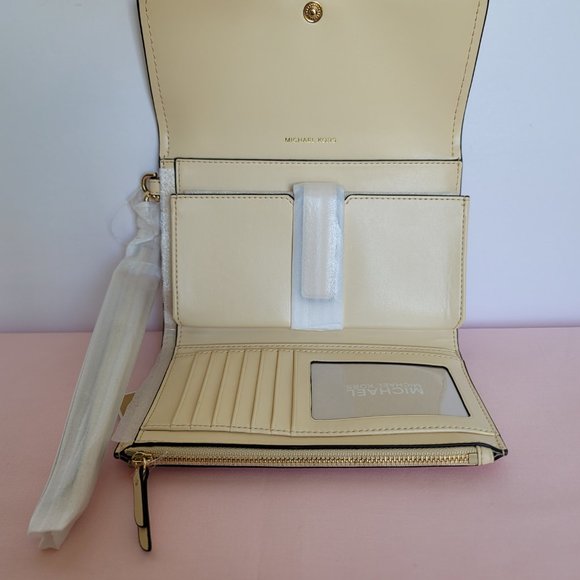 MICHAEL KORS Jet Set Charm Signature Colorblock LG Flap Phone Wristlet/Wallet ⭐ - Picture 11 of 16